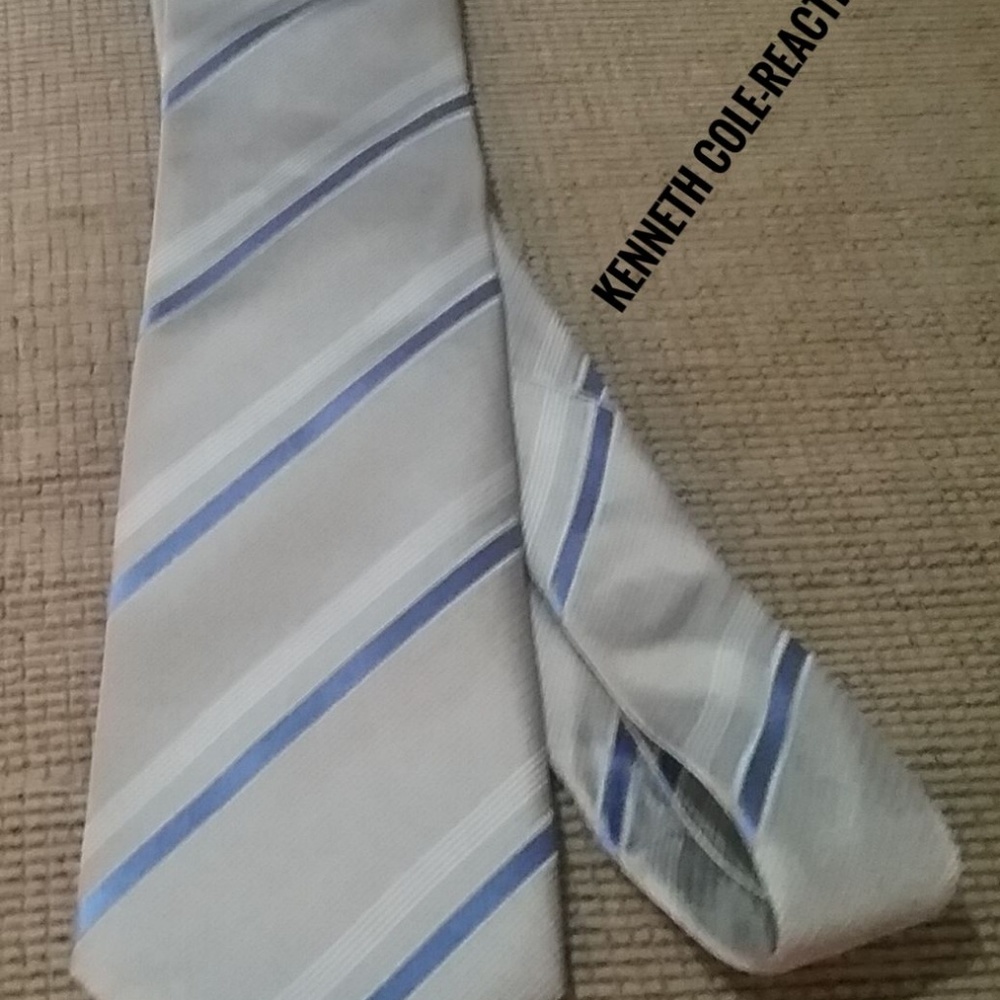 Mens tie